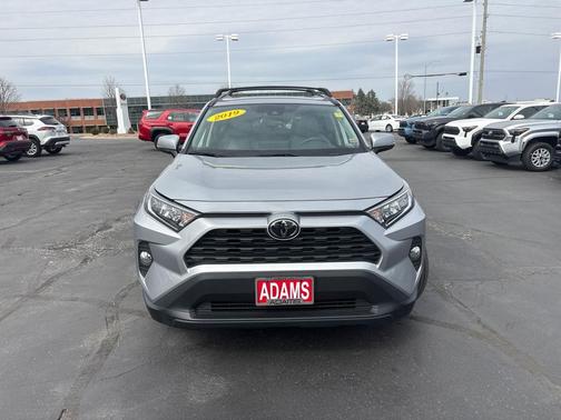 Silver Sky Metallic 2019 Toyota RAV4 XLE Premium