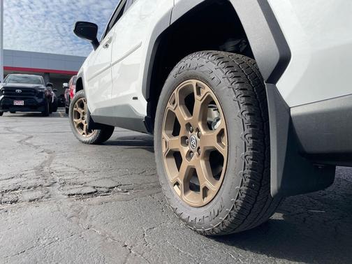 2023 Toyota RAV4 Hybrid Woodland Edition