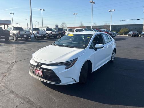 WHITE 2023 Toyota Corolla LE