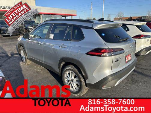 2026 Toyota Corolla Cross LE