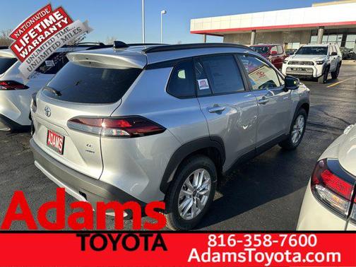 2026 Toyota Corolla Cross LE