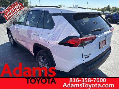 2025 Toyota RAV4 Hybrid XLE