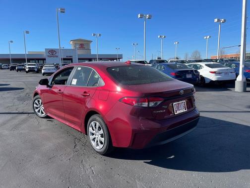 2026 Toyota Corolla Hybrid LE