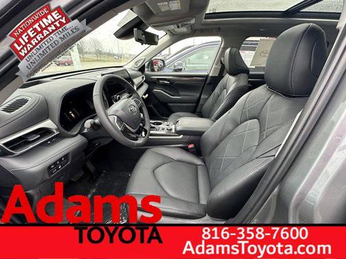 2026 Toyota Highlander Platinum