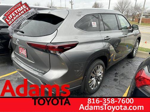 2026 Toyota Highlander Platinum