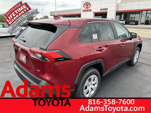 2025 Toyota RAV4 LE