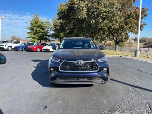 2026 Toyota Highlander Limited