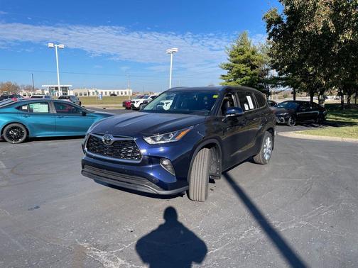 2026 Toyota Highlander Limited