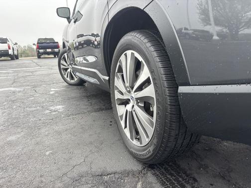 Magnetite Gray Metallic 2021 Subaru Ascent Limited 7-Passenger