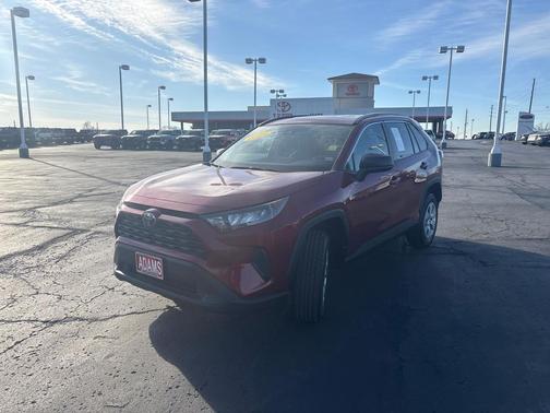 2019 Toyota RAV4 LE
