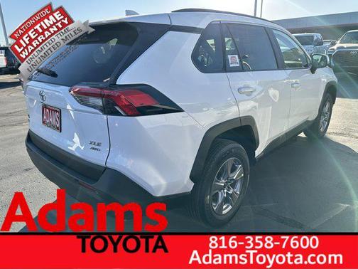 2025 Toyota RAV4 XLE