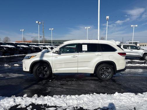 2018 Toyota Highlander Hybrid Platinum
