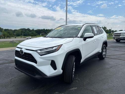 2023 Toyota RAV4 XLE