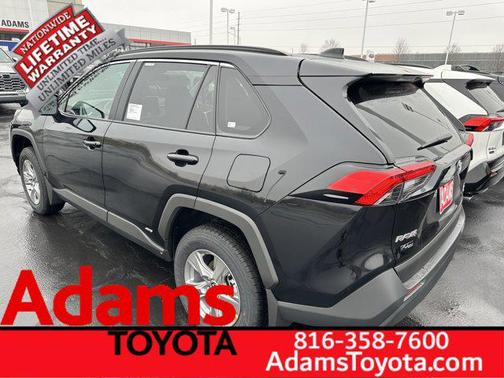 2025 Toyota RAV4 Hybrid XLE