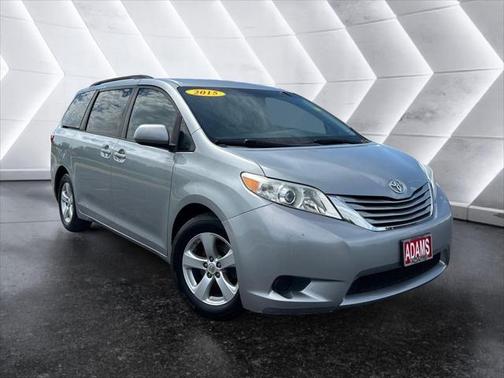 2015 Toyota Sienna LE