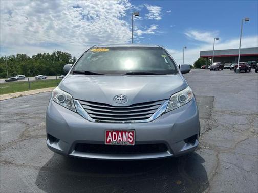 2015 Toyota Sienna LE