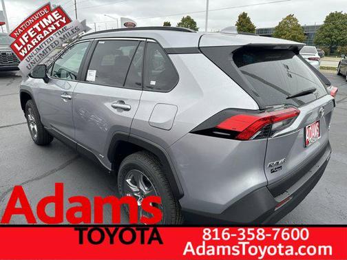 2025 Toyota RAV4 Hybrid XLE