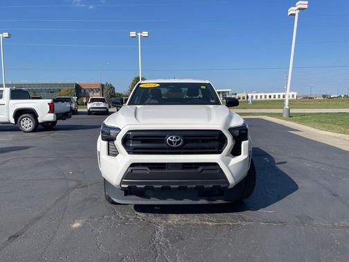 2024 Toyota Tacoma SR