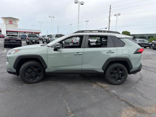 Lunar Rock/Ice Edge Roof 2020 Toyota RAV4 TRD Off-Road
