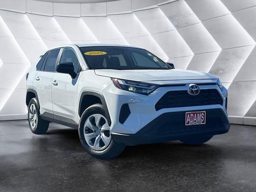 2025 Toyota RAV4 LE