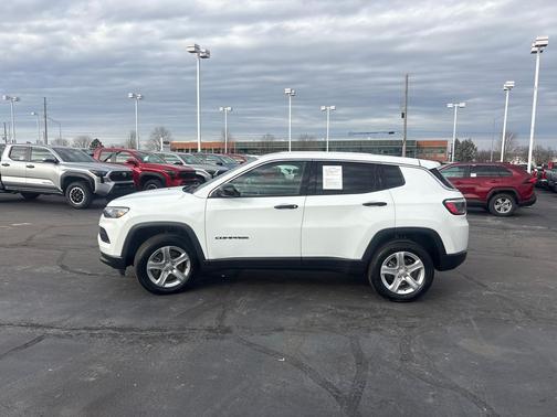2023 Jeep Compass Sport