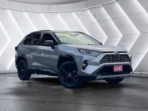 2020 Toyota RAV4 Hybrid SE