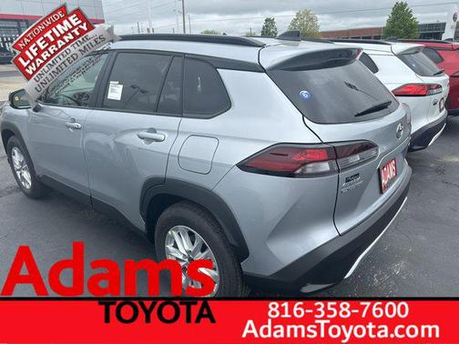 Sonic Silver 2026 Toyota Corolla Cross LE