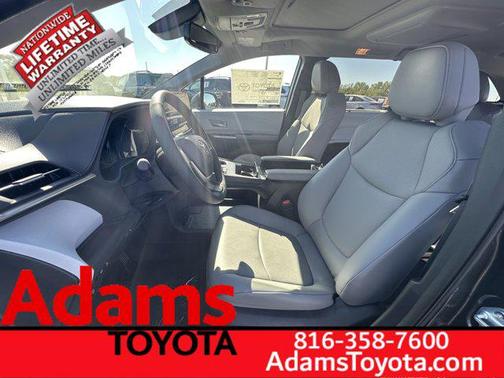 2025 Toyota Sienna XLE