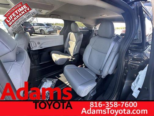 2025 Toyota Sienna XLE