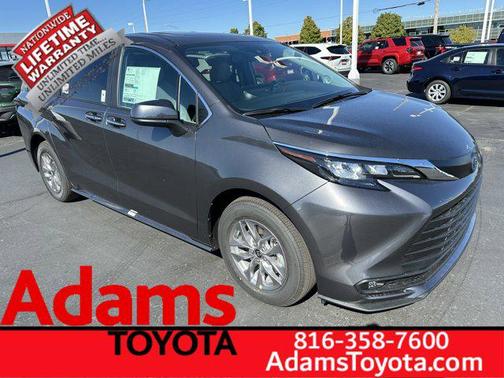 2025 Toyota Sienna XLE