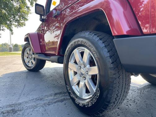 2012 Jeep Wrangler Sahara