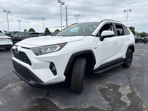 Super White 2019 Toyota RAV4 XLE