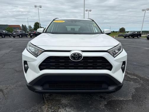 Super White 2019 Toyota RAV4 XLE