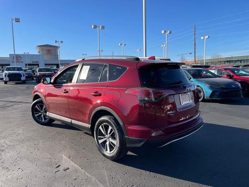 2018 Toyota RAV4 XLE