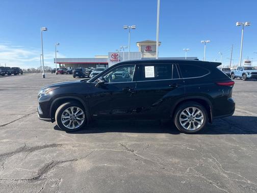 2023 Toyota Highlander Hybrid Limited