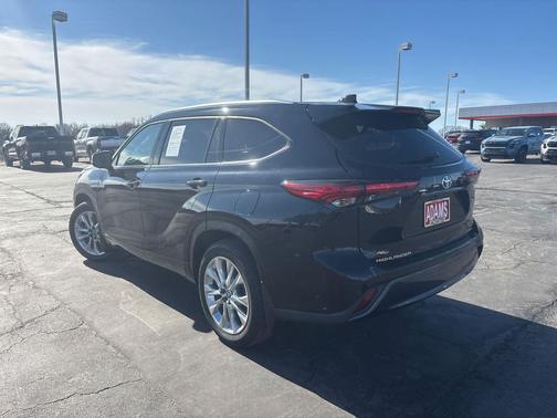 2023 Toyota Highlander Hybrid Limited