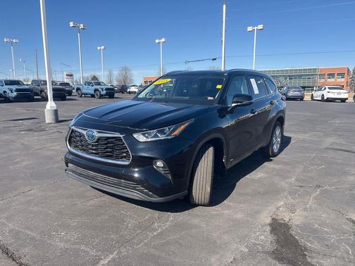 2023 Toyota Highlander Hybrid Limited