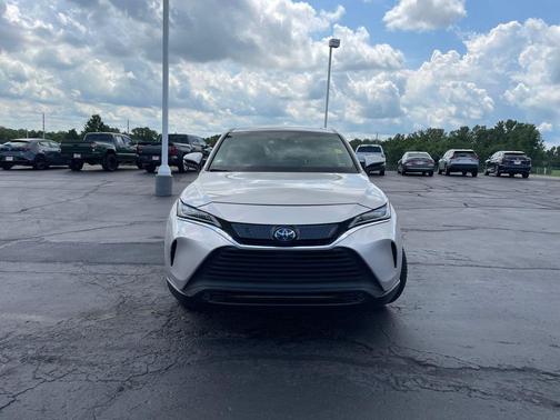 2022 Toyota Venza LE