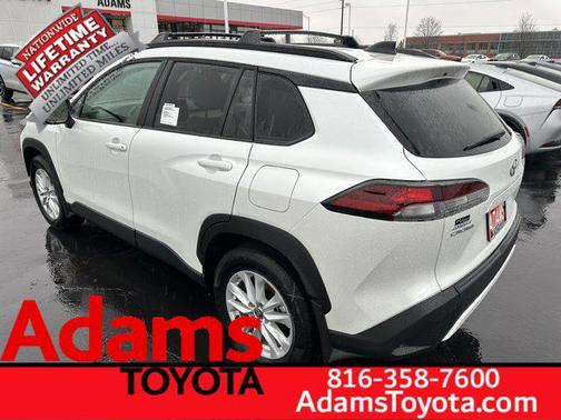 2026 Toyota Corolla Cross LE