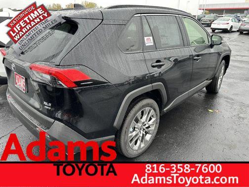 2025 Toyota RAV4 XLE Premium