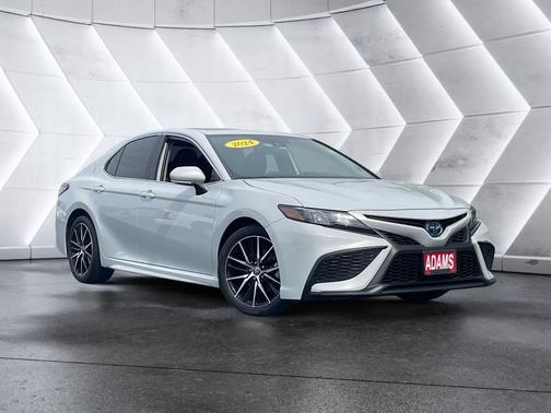 2024 Toyota Camry Hybrid SE