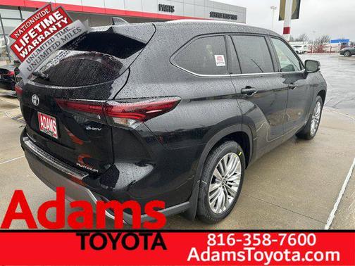 2026 Toyota Highlander Hybrid Platinum