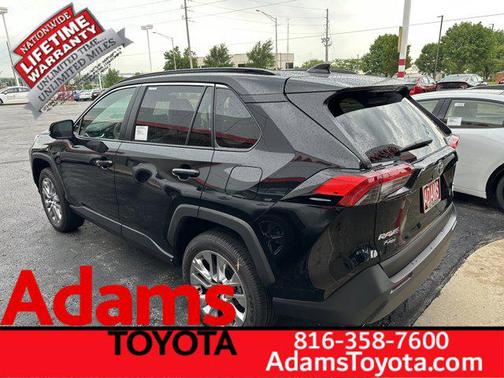 2025 Toyota RAV4 XLE Premium