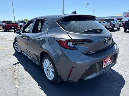 Magnetic Gray Metallic/Midnight Black Metallic 2023 Toyota Corolla SE
