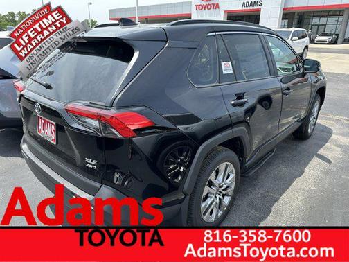 2025 Toyota RAV4 XLE Premium