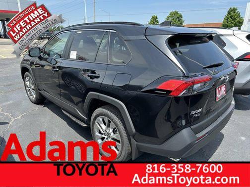 2025 Toyota RAV4 XLE Premium