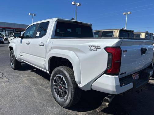 2024 Toyota Tacoma TRD Sport