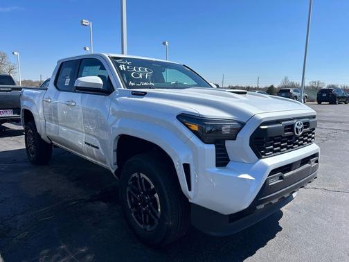 2024 Toyota Tacoma TRD Sport