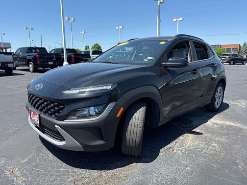 Ultra Black 2023 Hyundai KONA SEL