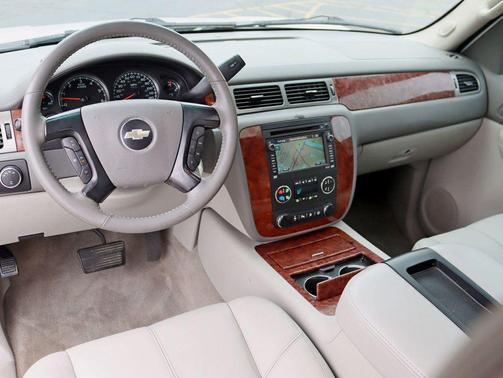 2008 Chevrolet Suburban 1500 LTZ